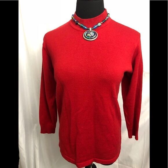 Nice red knitted sweater by Goggel - Picture 1 of 2